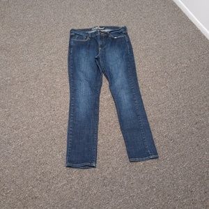 🛍2/$10 Old Navy Sweat Heart Jean